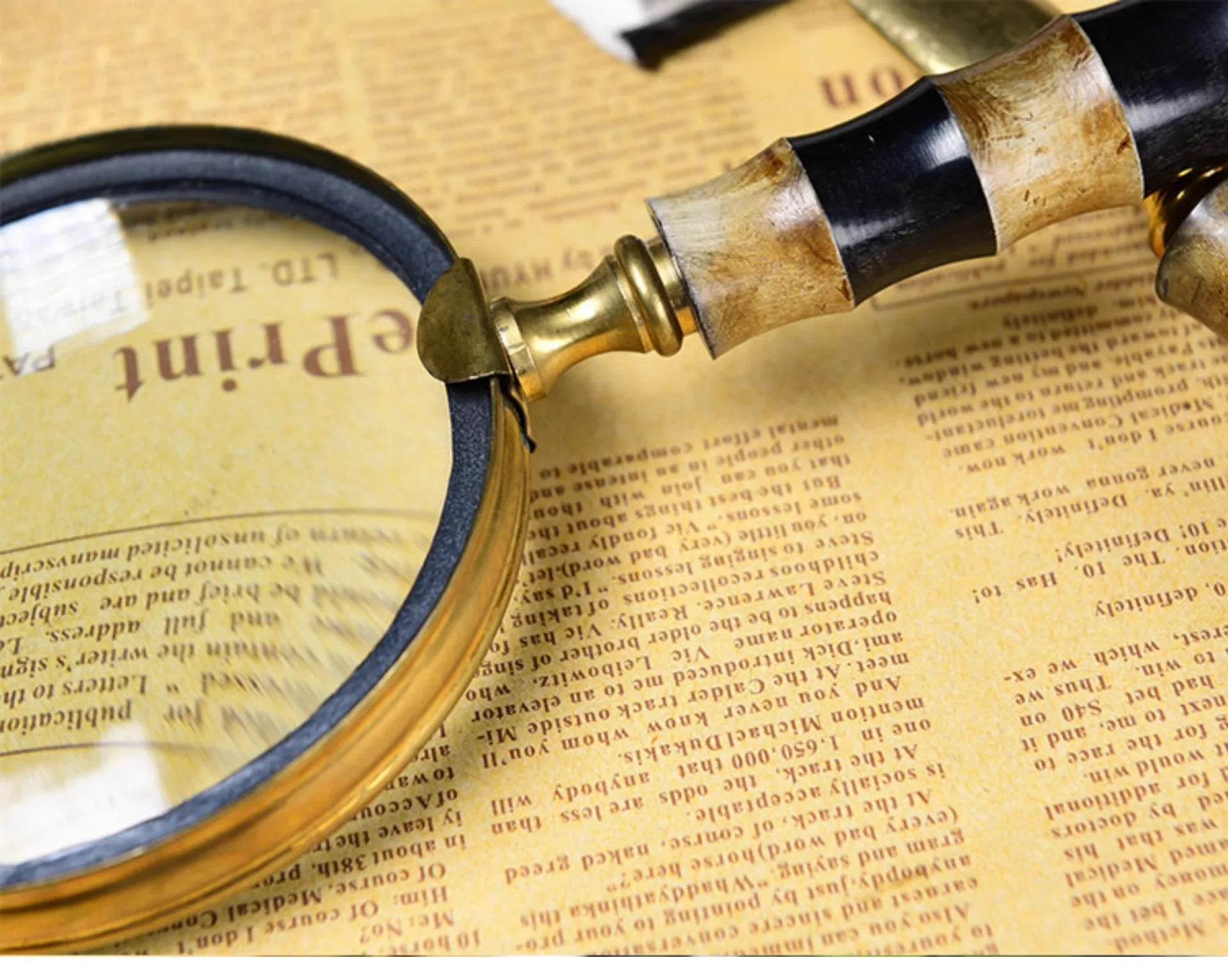 Household Goods, Retro Brass Horn Magnifying Glass, Sample Room, Soft Decoration, Props and Ornaments