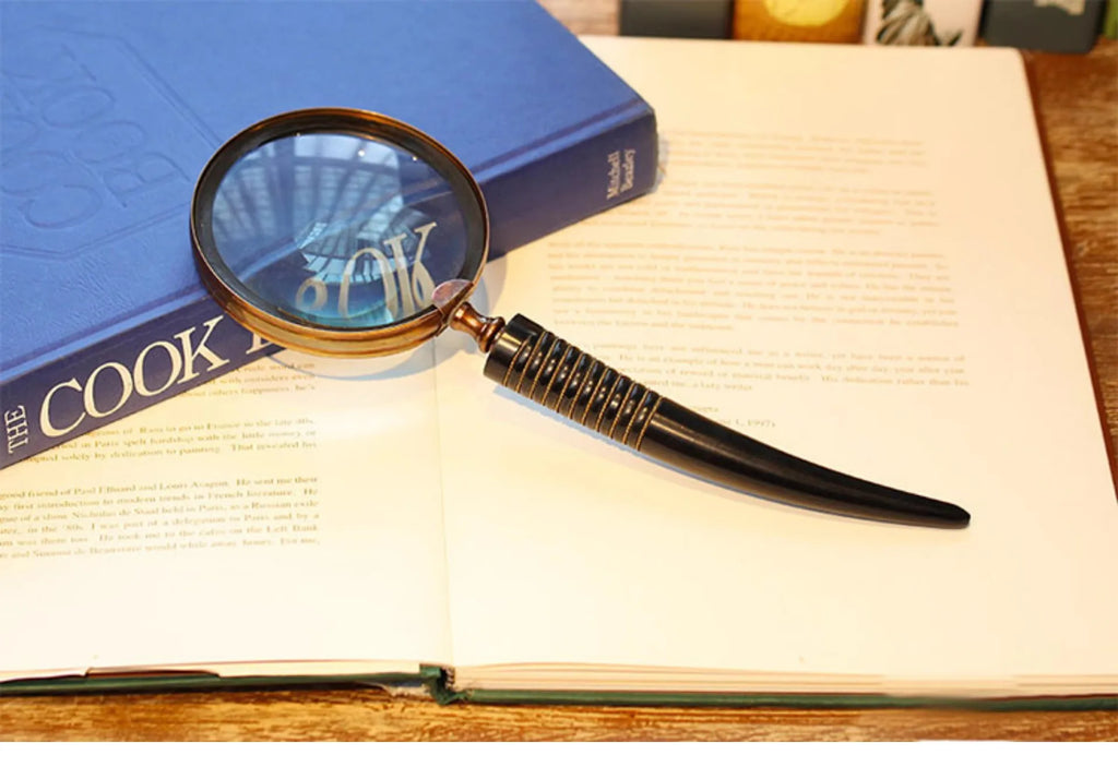 Household Goods, Retro Brass Horn Magnifying Glass, Sample Room, Soft Decoration, Props and Ornaments
