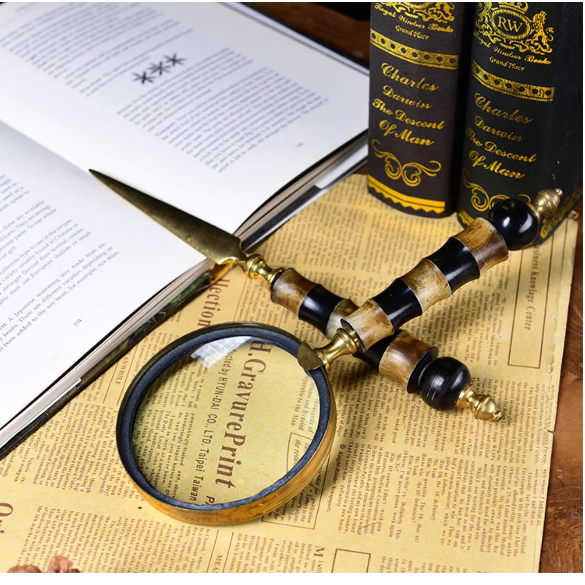 Household Goods, Retro Brass Horn Magnifying Glass, Sample Room, Soft Decoration, Props and Ornaments